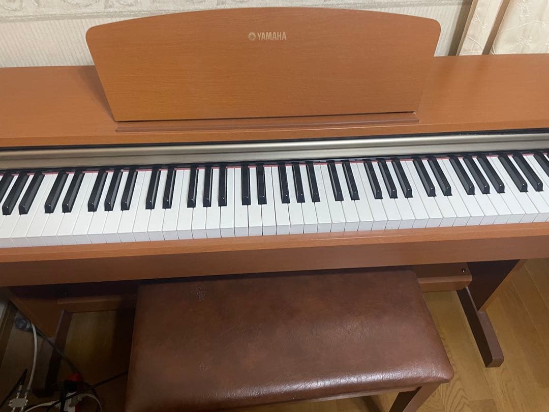 【直接引き取り限定】YAMAHA 電子ピアノ YDP-151C 椅子付き