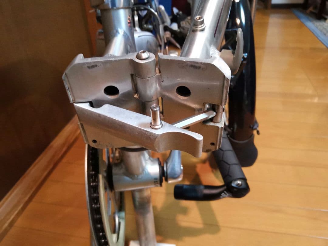 DAHON route ダホン ルートシルバー ～6月7日(土)迄