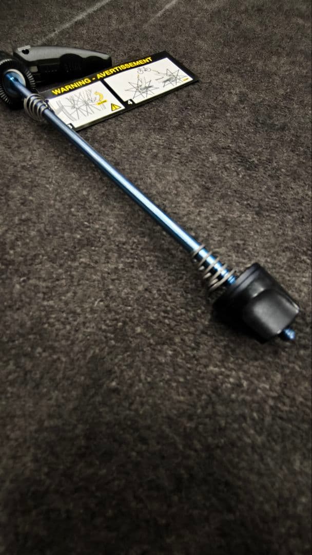 希少品!!MAVICのチタン製クイックレバー前後SETです!!