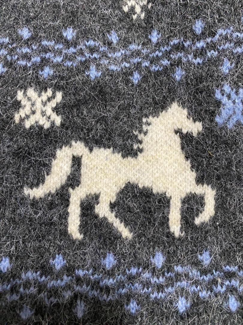 新品 【ZARA 】　ジャカードニットボタンカーディガン M