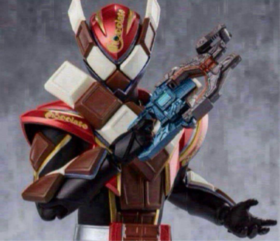 仮面ライダー フィギュアーツ　ヴァレン　ガヴ