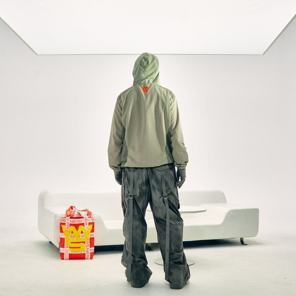 新品☆VAUNDY☆VAWS Logo Jumper