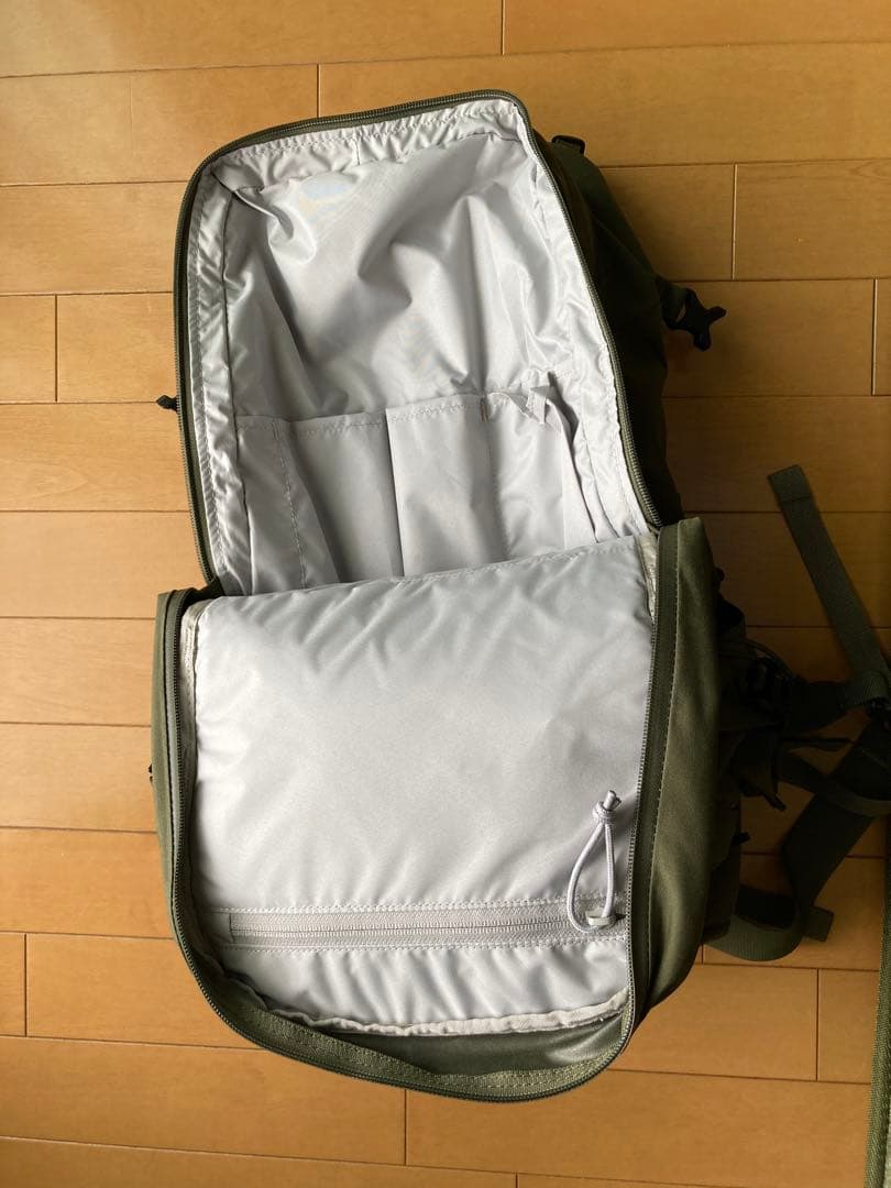 NORRONA ロフォテン28L バックパック オリーブグリーン