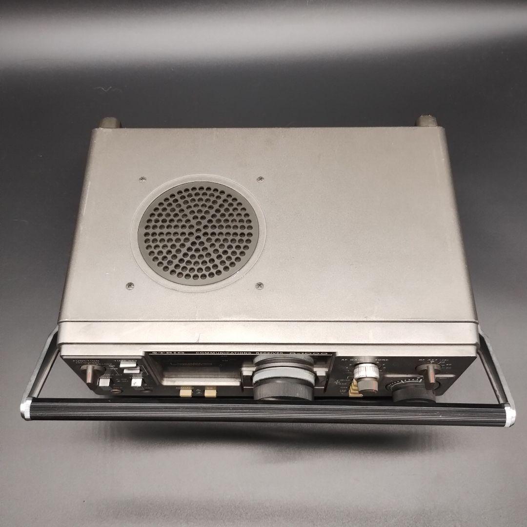 TRIO 通信型受信機 R-1000