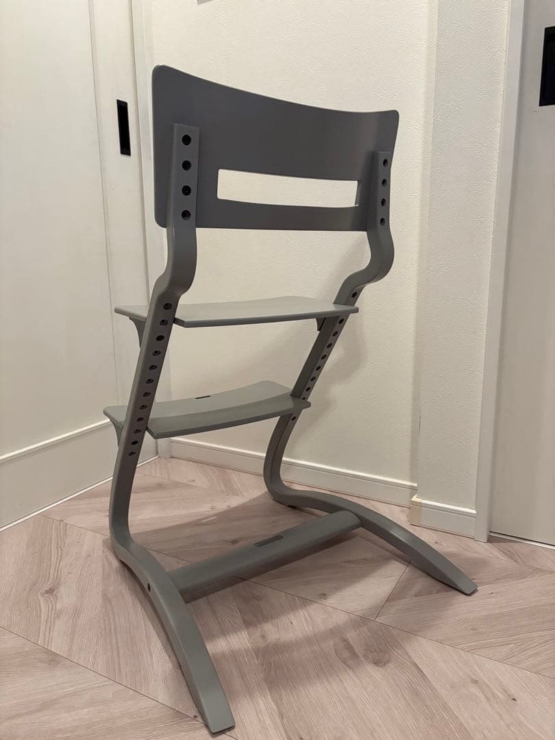 北欧デンマーク発のブランド名作「Leander」チェア 希少カラー♡グレー