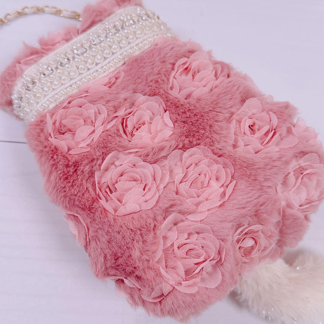 ゆ*ら様 コヤンイサムチョン♡インドパール刺繍リボン×薔薇ファーうさルミちゃんの