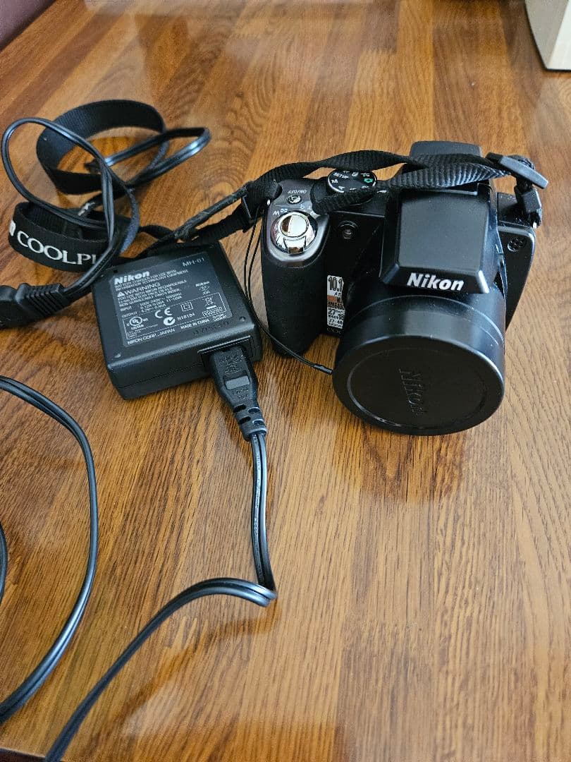 NikonCOOL PIX P80のデジタル一眼レフカメラです。