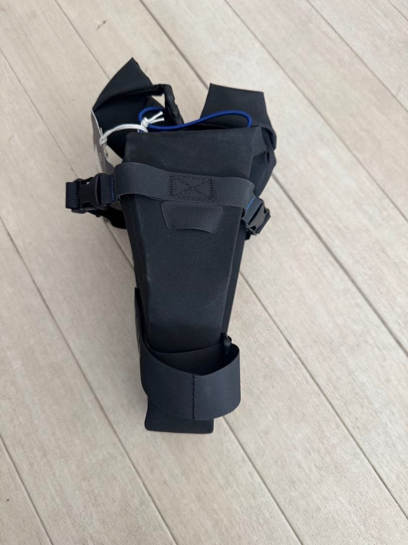 APIDURA  車体装着バッグ　オマケ付き