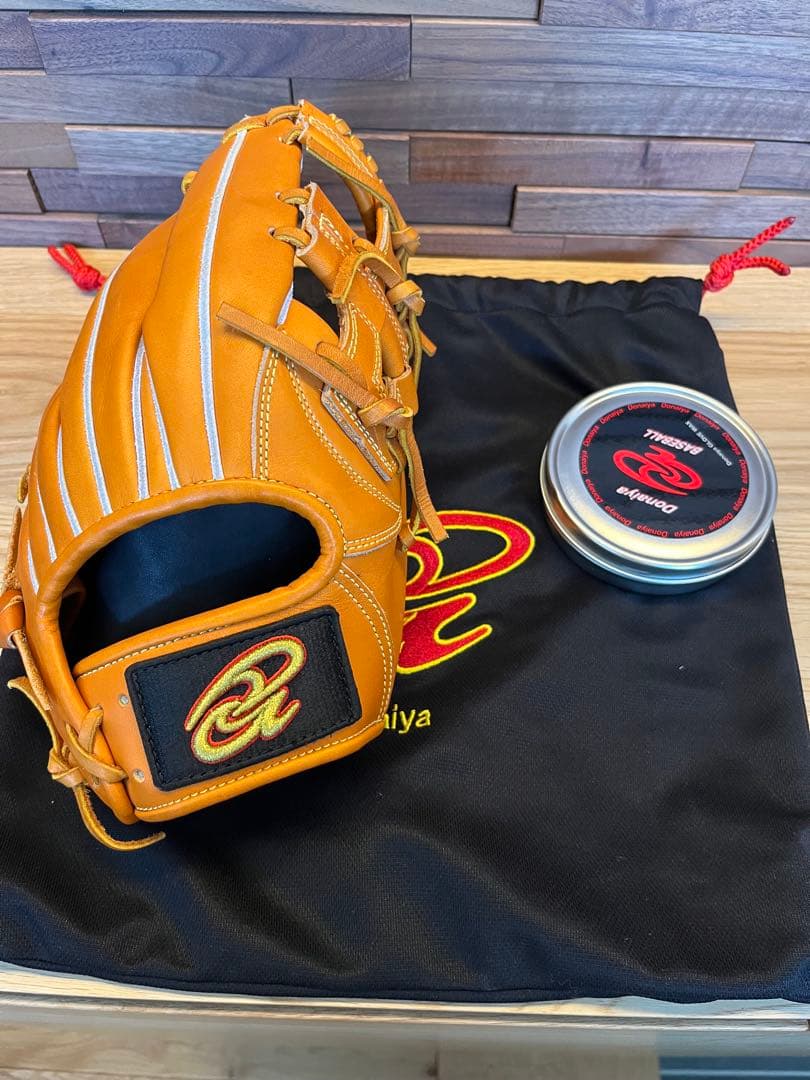 ドナイヤ　軟式グローブ