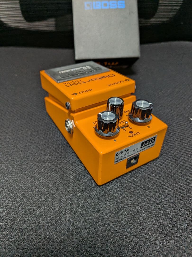 ギター BOSS DS-1w Distortion