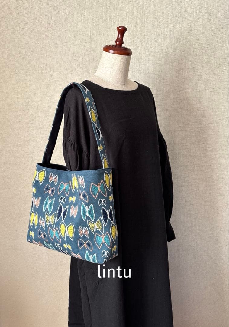 ハンドメイド＊sky flowerワンハンドルバッグ　minaperhonen