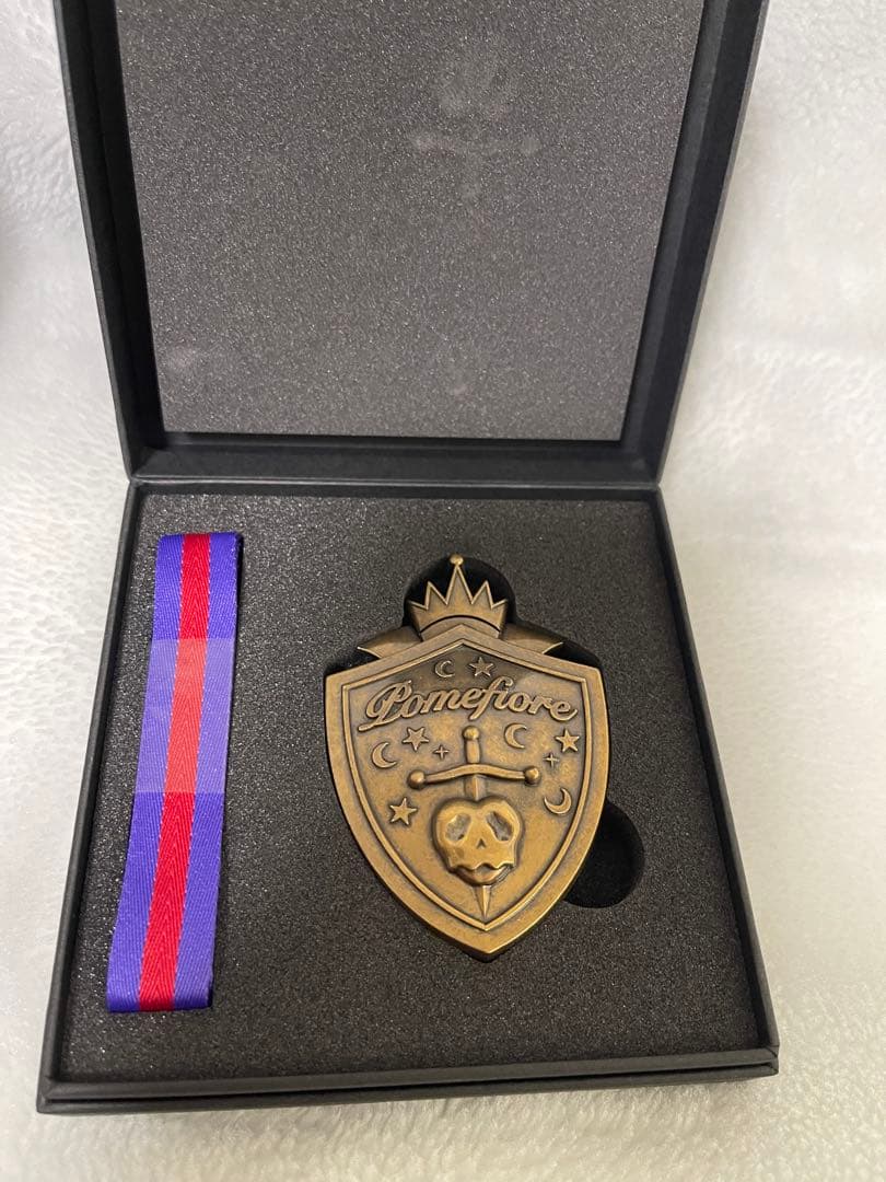 公式　ツイステ　ポムフィオーレ寮　腕章