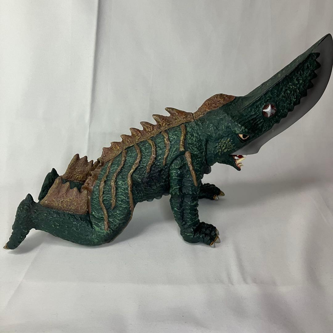 大悪獣ギロン　ロケットプロ　メガフィギュアシリーズ　ガメラ　ソフビ