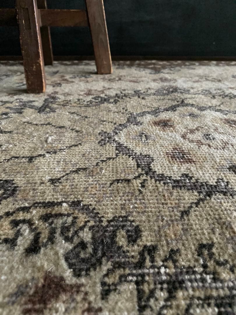 ベージュ　メダリオンヴィンテージラグ　トルコラグ