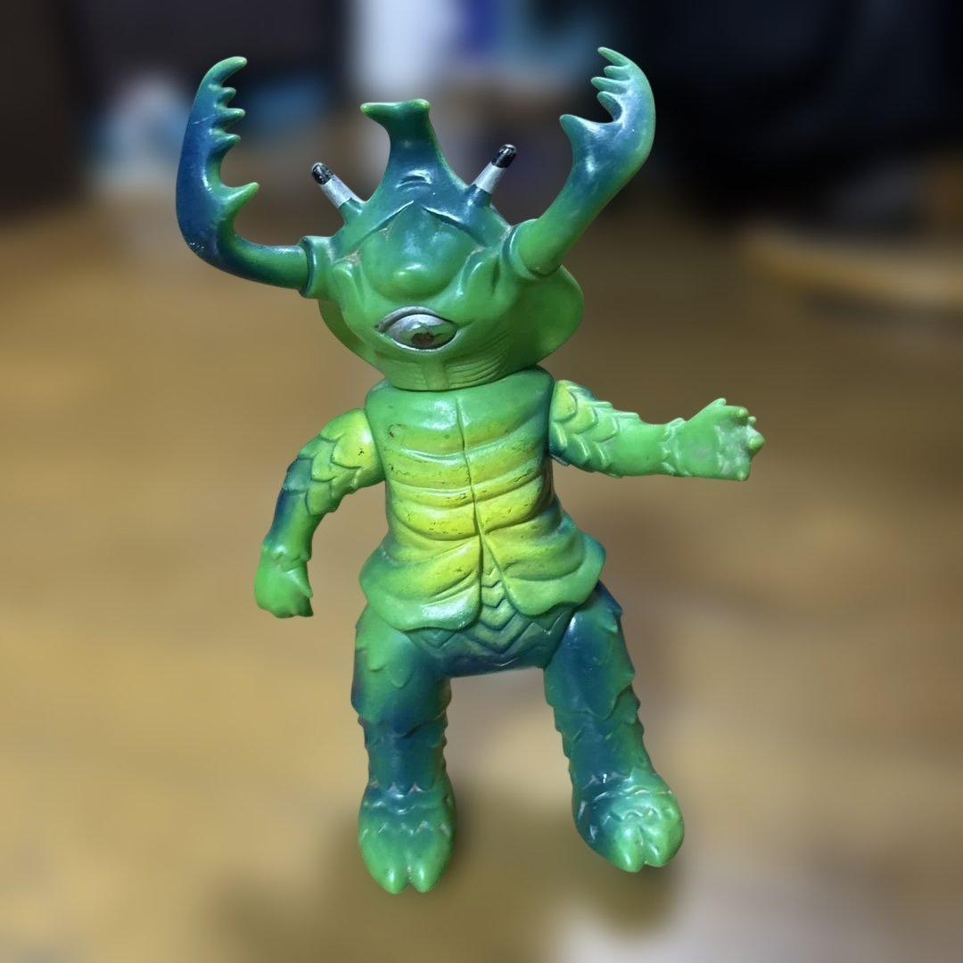 昭和レトロ ブルマァク アントラーソフビ