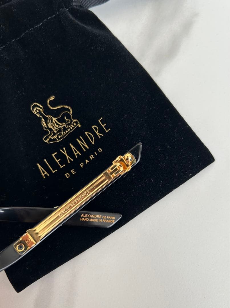 ALEXANDRE DE PARIS ブラック　リボンバレッタ