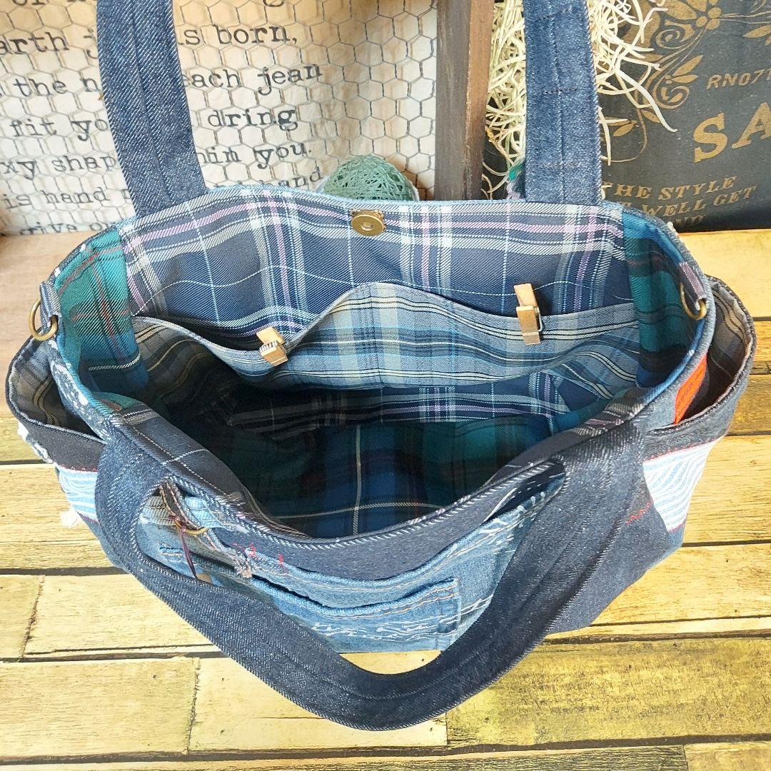 【ぽこぽん】刺繍デニムバック　No.634　デニムリメイク　刺繍バック