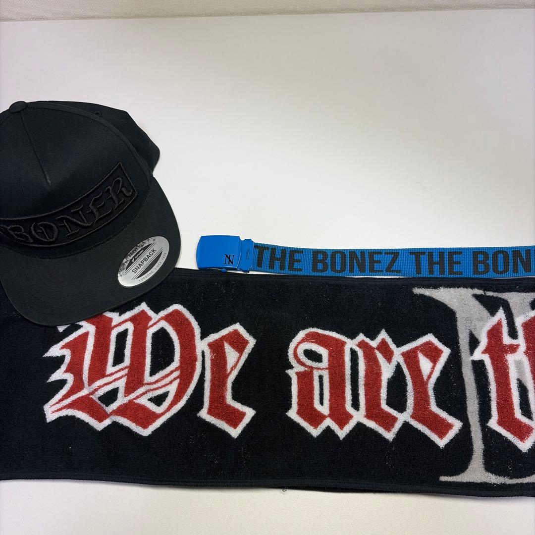 The BONEZ キャップ タオル ガチャベルトセット