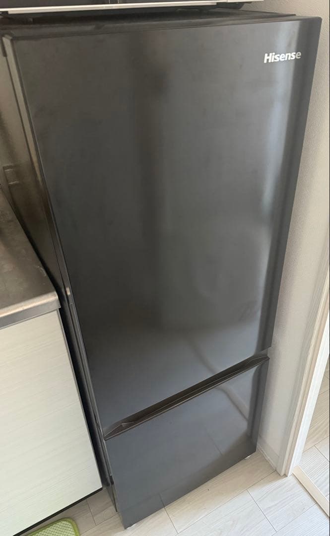 Hisense ブラック冷蔵庫 HR-D15FB