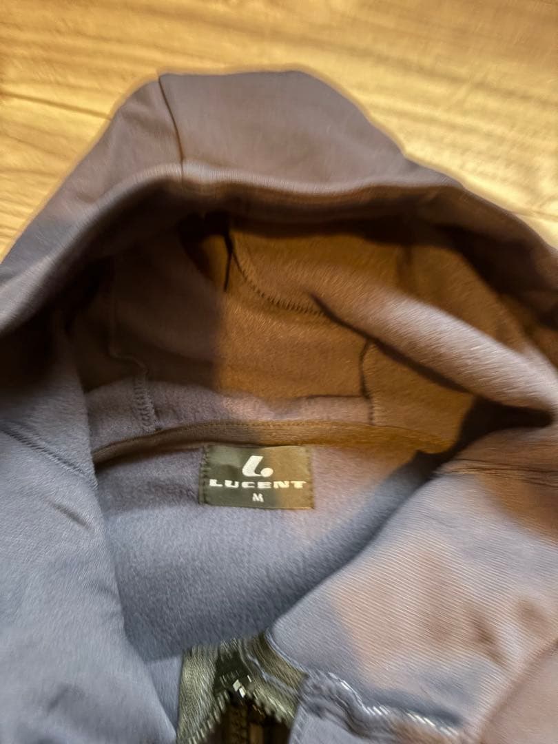 ルーセント　Uni ウォームアップシャツ　未使用