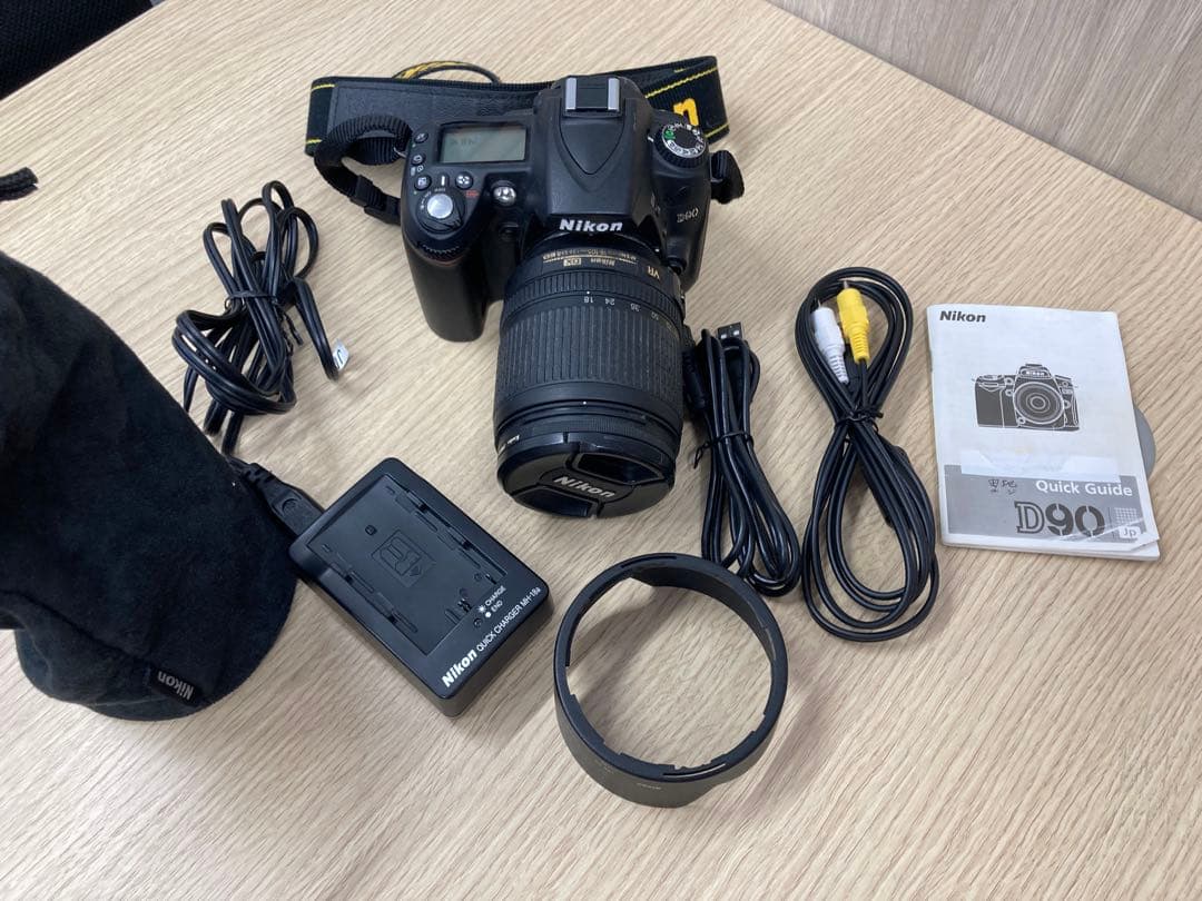 Nikon D90 デジタル一眼レフカメラ 望遠レンズ付き