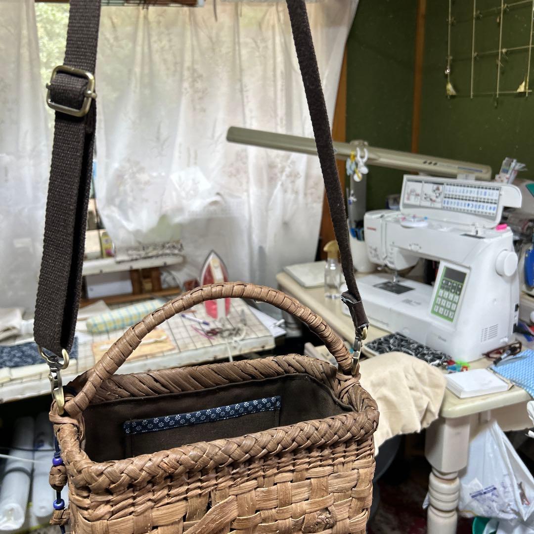 国産やまぶどうバック　　　23000円までならお下げします