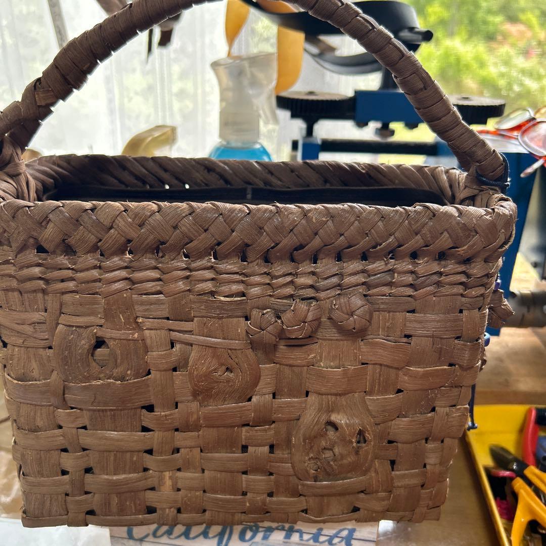 国産やまぶどうバック　　　23000円までならお下げします