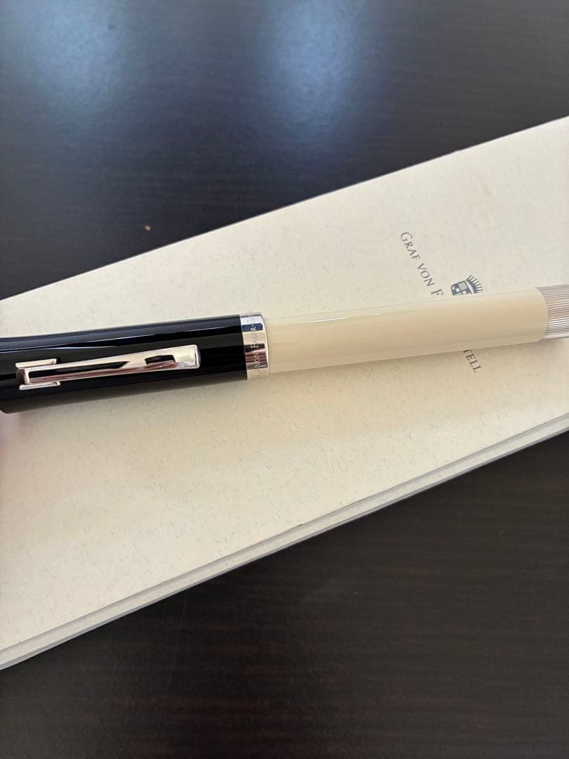 Graf Von Faber-Castell イントゥイション ローラーボール