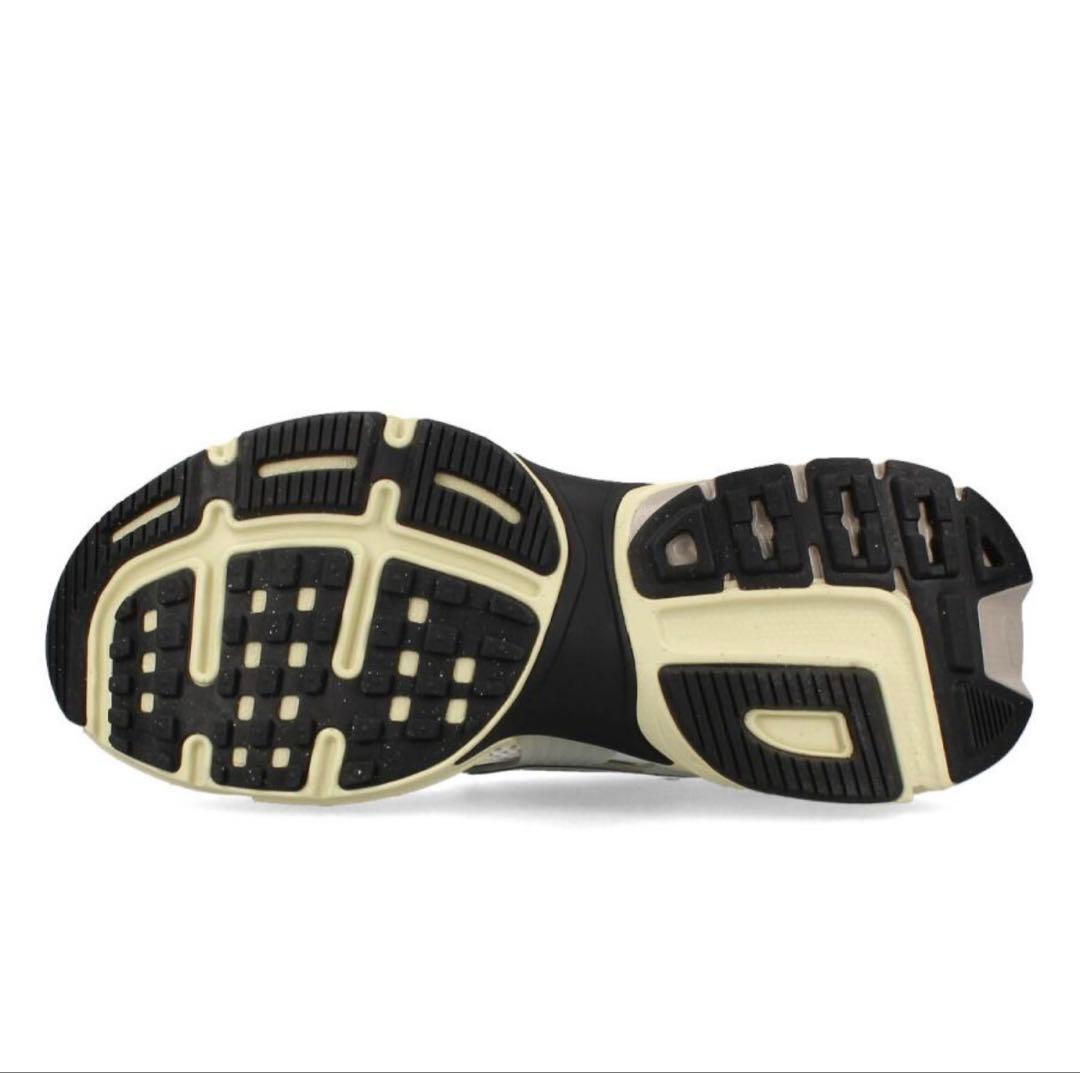 【入手困難】23cm NIKE W V2K RUN \"WHITE SILVER