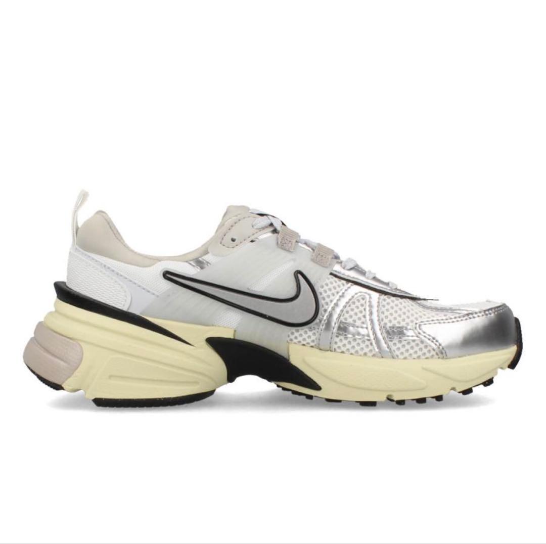 【入手困難】23cm NIKE W V2K RUN \"WHITE SILVER