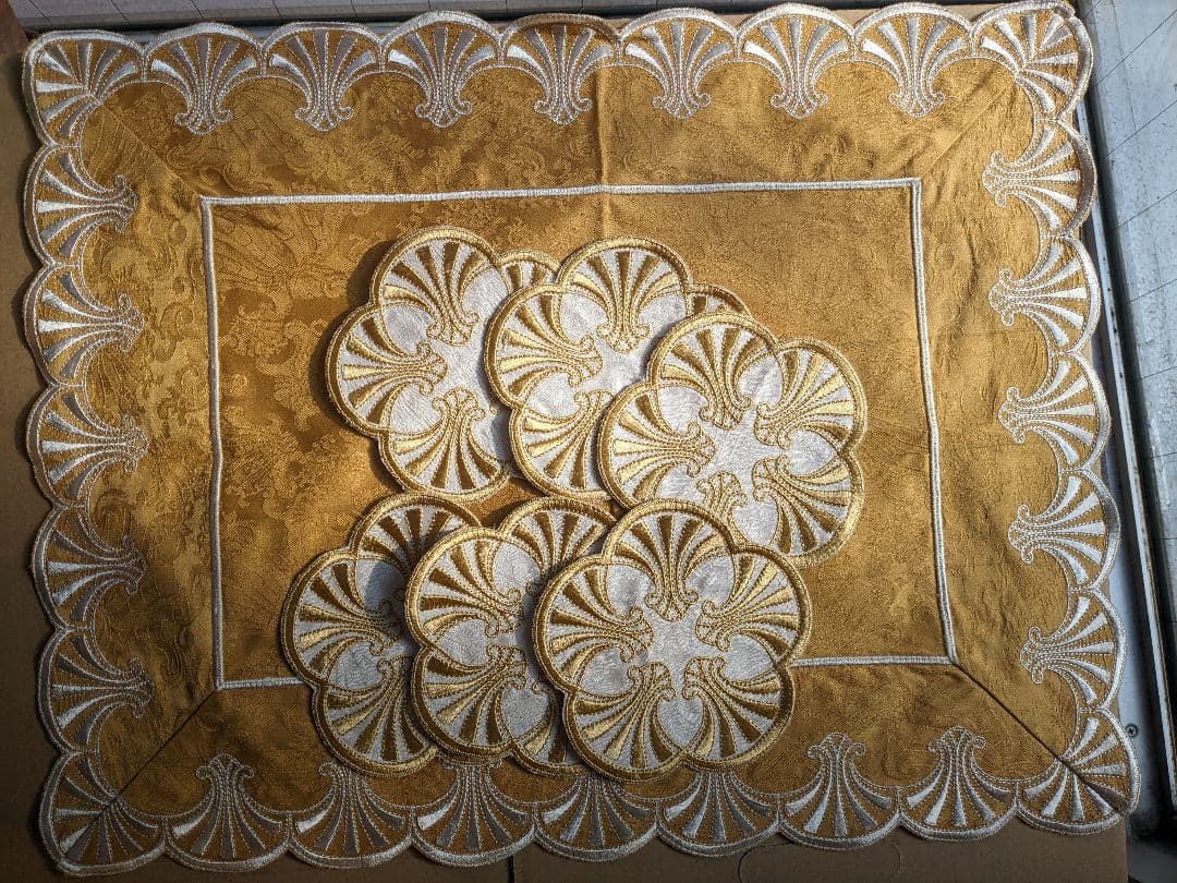 イタリア製センターマット1枚&コースター5枚セットイエズルム