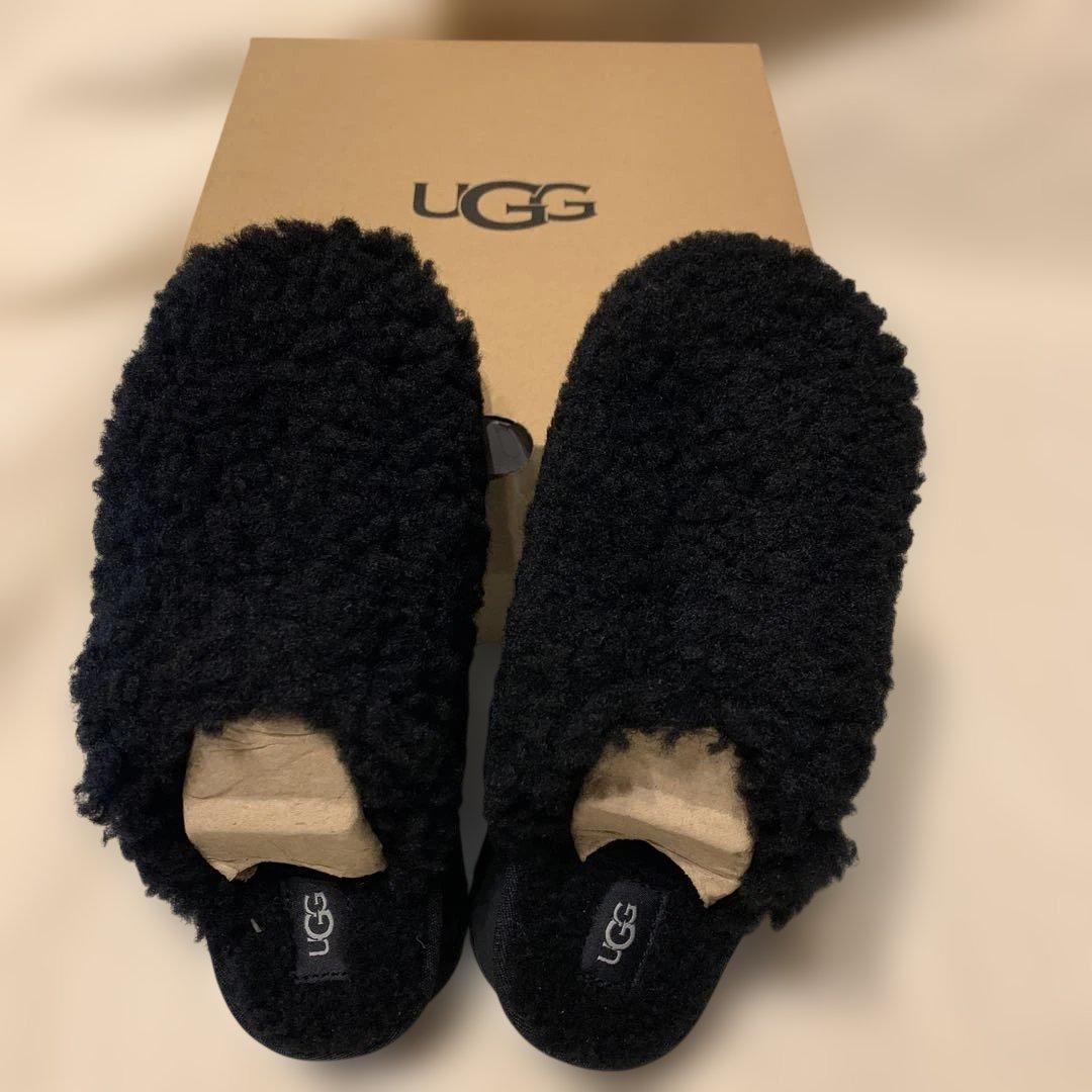 UGG ブラック ファースリッパ　23cm