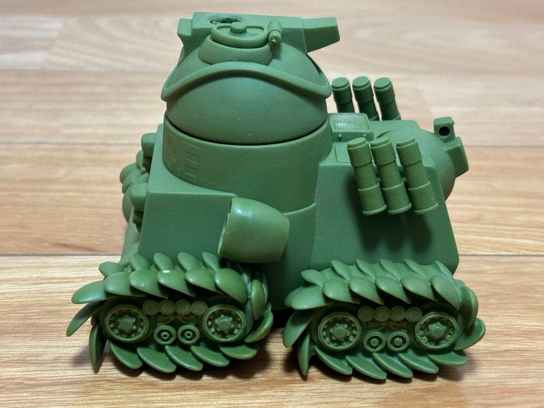 wave 1/24 タンクポリス ボナパルト ドミニオン ソフビ製 訳あり