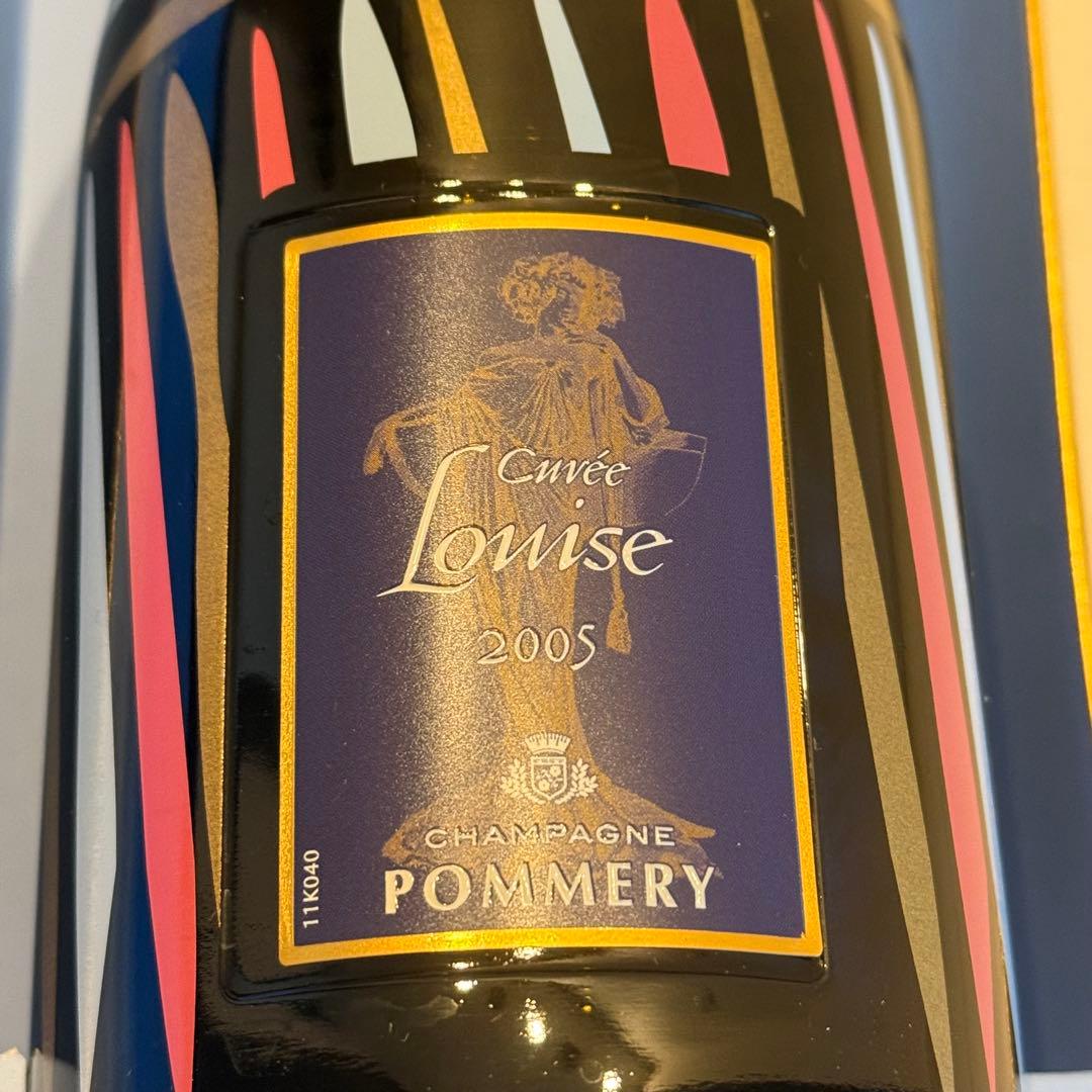 キュヴェ・ルイーズ・ブリュット　シャンパン　果実酒