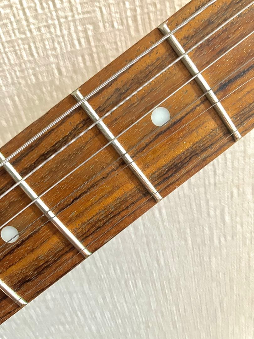 スクワイヤー　ストラト　Squier 上位機種 ヴィンテージモディファイ