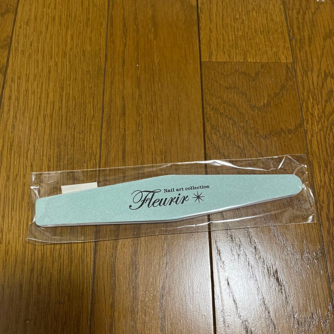 新品 未使用 フルーリア シャイナー ネイル ネイルケア スポンジファイル