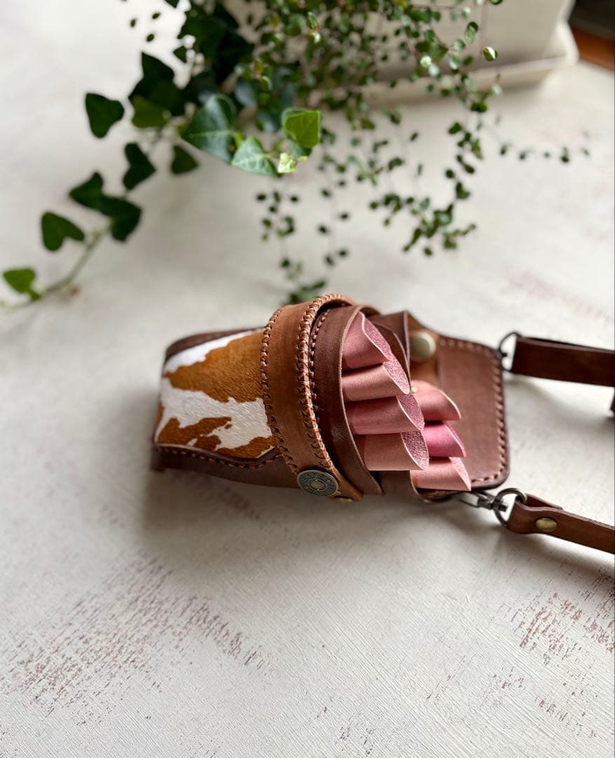 手染めキャメルブラウン、ハラコカウキャメルのシザーケース