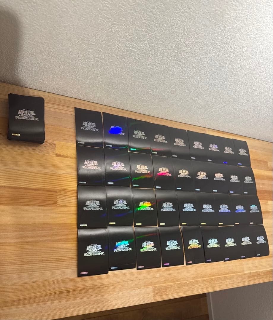 遊戯王OCG スリーブセット 黒116枚　青6枚