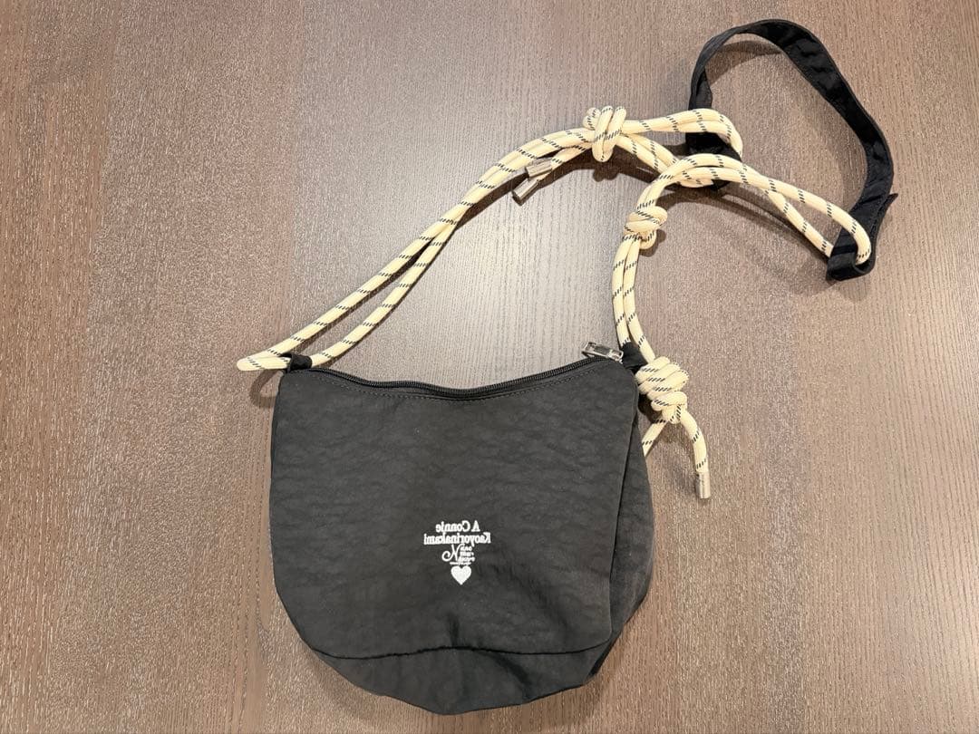 kaoyorinakami カオヨリナカミ ロープショルダーバッグ