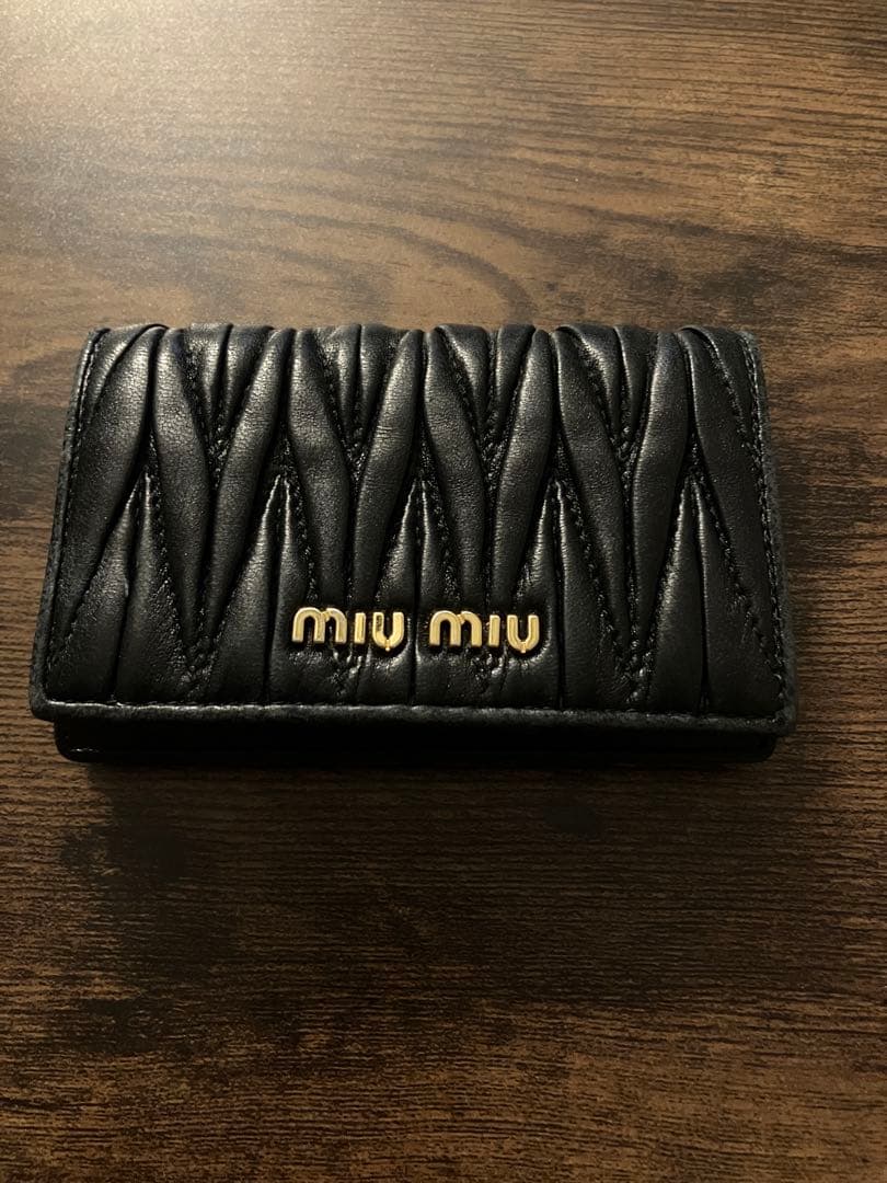 miu miu ブラックレザー 名刺入れ