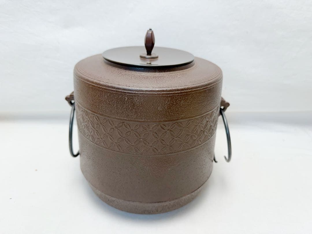 未使用 茶道具 釜師 佐藤浄清造 帯七宝地紋 筒釜 釜印 釜鐶付き 共箱