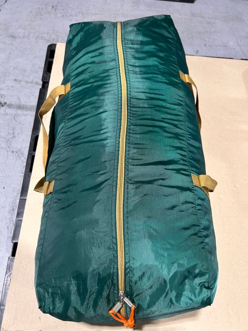 美品！Coleman タフスクリーン2ルームハウス　エリステ付き