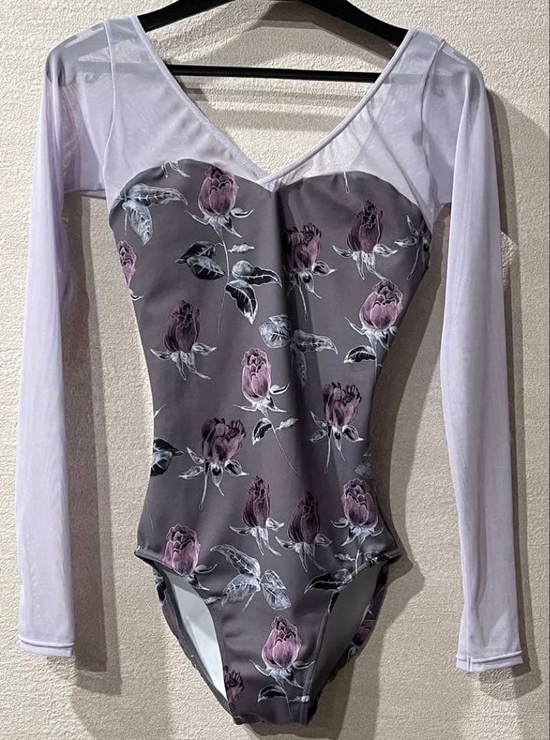 stina 長袖レオタード　Pサイズ