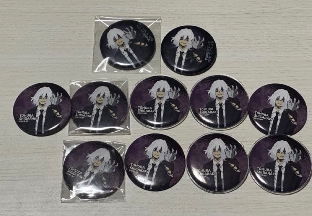 死柄木弔　スーツ　缶バッジ　ヒロアカ　ベースヤード