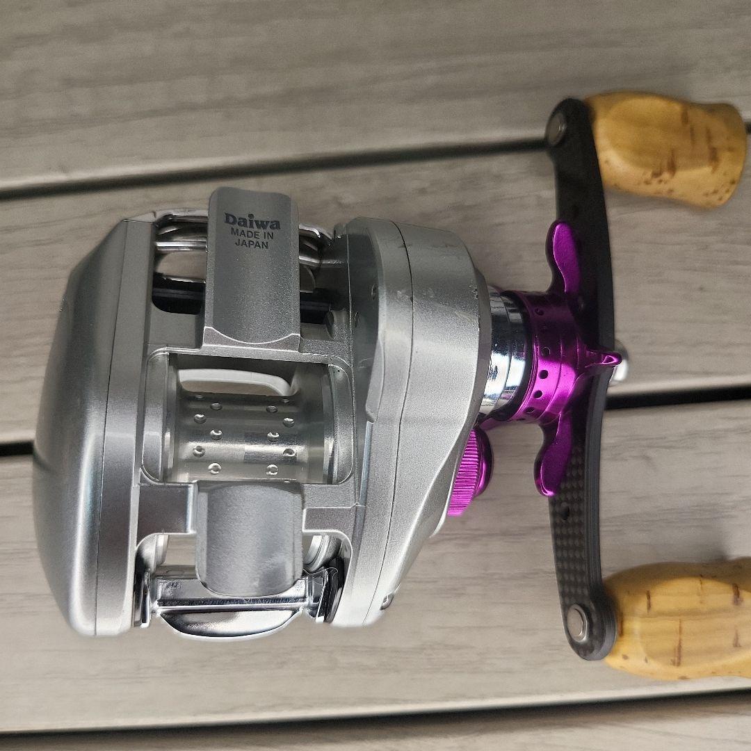 ダイワ　ジリオン HLC 6.3 コルクノブ