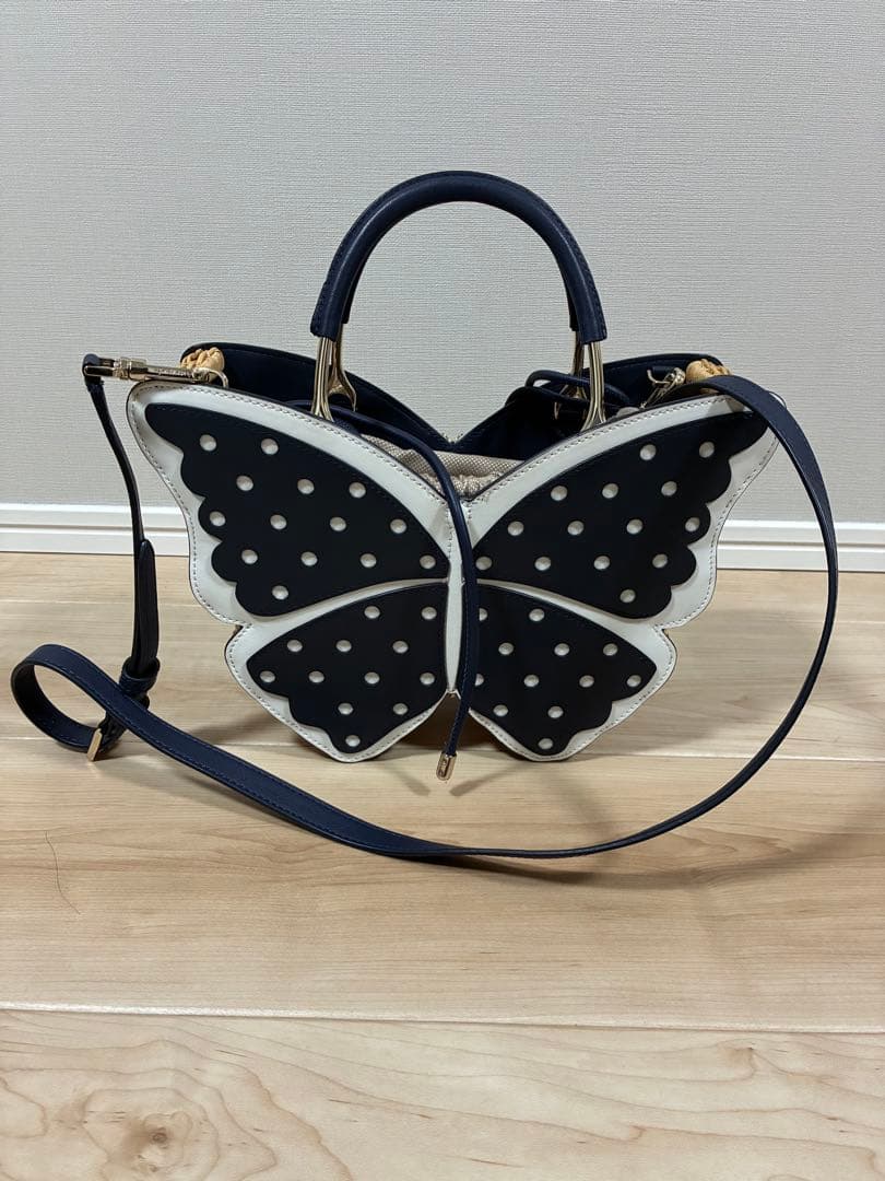 kate spade NEW YORK ケイトスペード　蝶々デザイン　かごバッグ