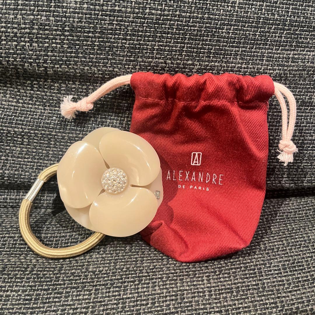 ALEXANDRE DE PARIS ヘアゴム　カメリア　ポニー　ベージュ