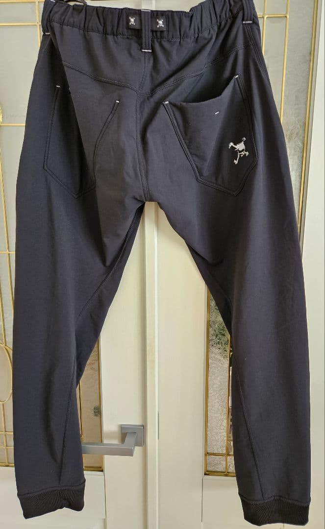 美品！OAKLEYオークリースカル　リバーシブル上下セットアップ（Lサイズ）