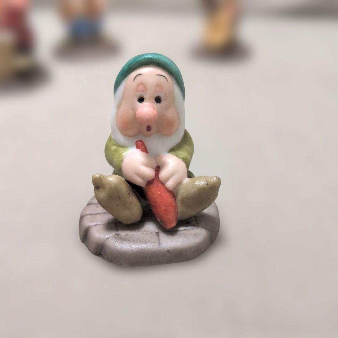 加藤工芸　白雪姫　ガーデンフィギュア　新品未使用　レア　廃盤品　ディズニー置き物