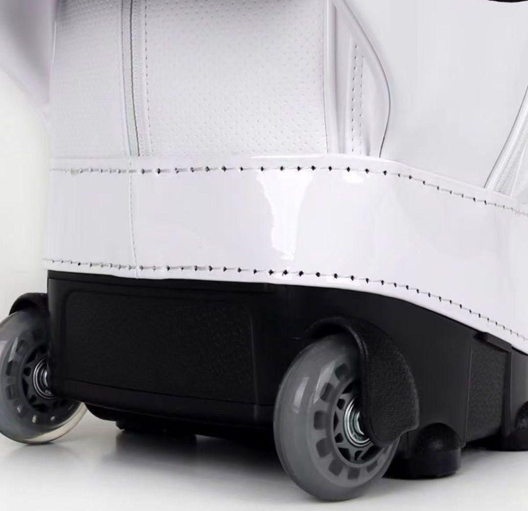 現品限●即発送対応●キャスター付き パーリゲーツキャディバッグ　ホワイト